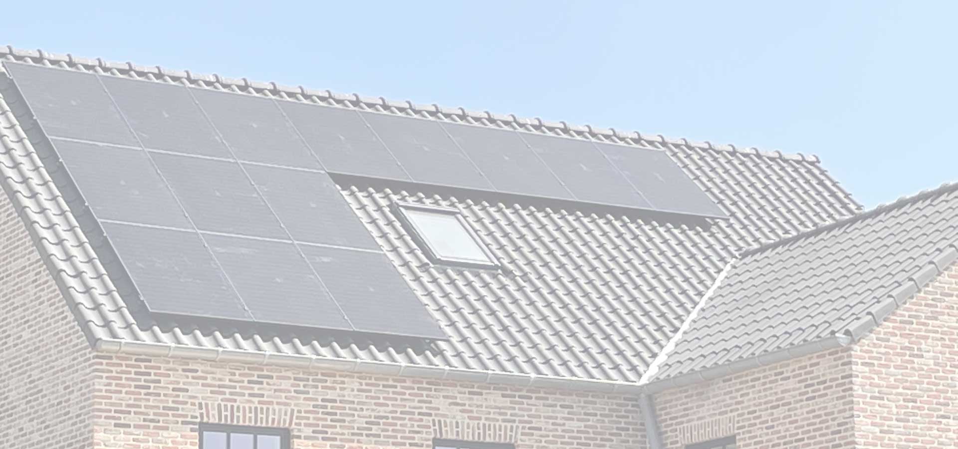 Zonnepanelen en batterijen